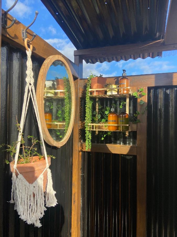 Fen Meadows Glamping - Luxury Cabins And Bell Tents Cambridge  Esterno foto